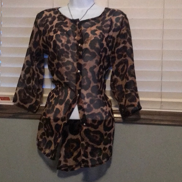 Tops - Sheer Leopard Print Top